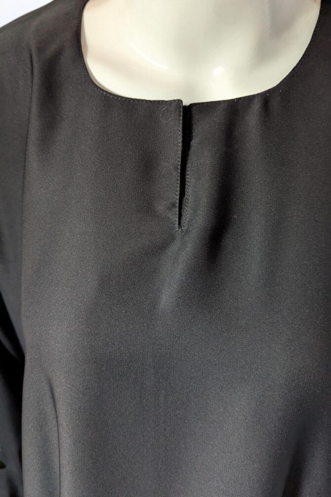 Minimal Luxe Abaya - Pink (with Hijab) - Image 4
