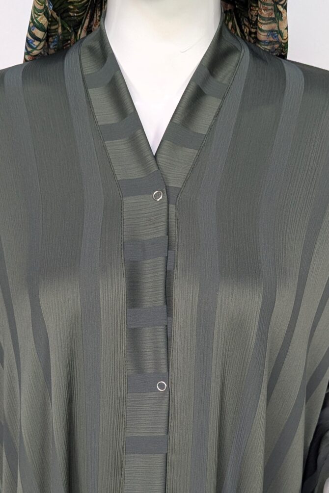 Soft Cascade Zoom Abaya - Dark green - Image 2